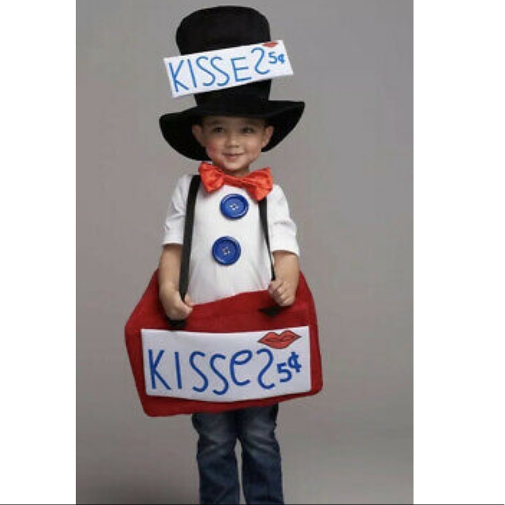 Kissing booth child costume